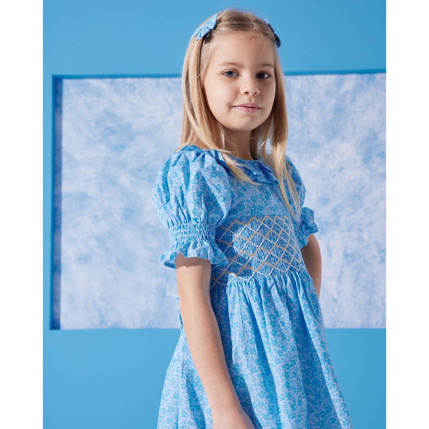 Turquoise Elbise ve Mini Fiyonk Toka Aksesuar