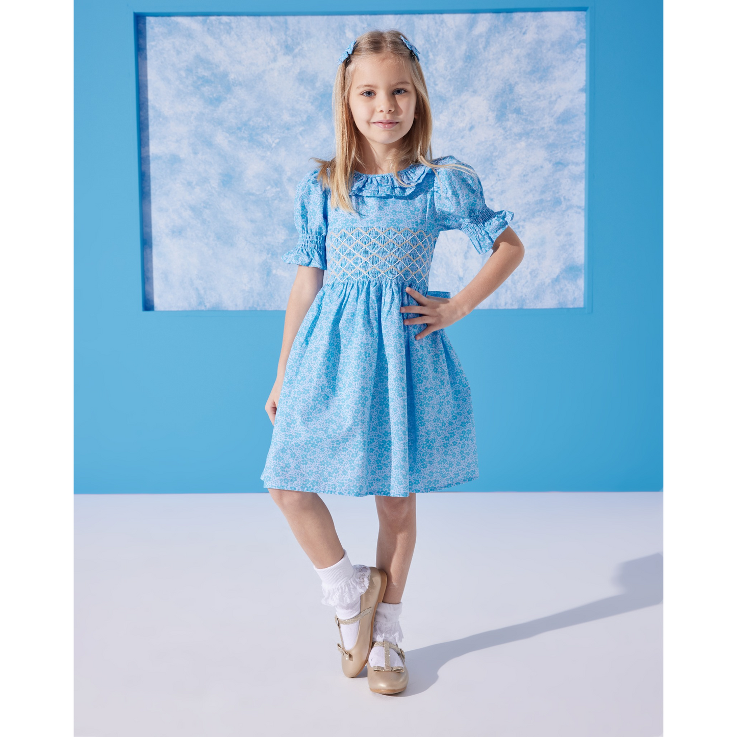 Turquoise Elbise ve Mini Fiyonk Toka Aksesuar