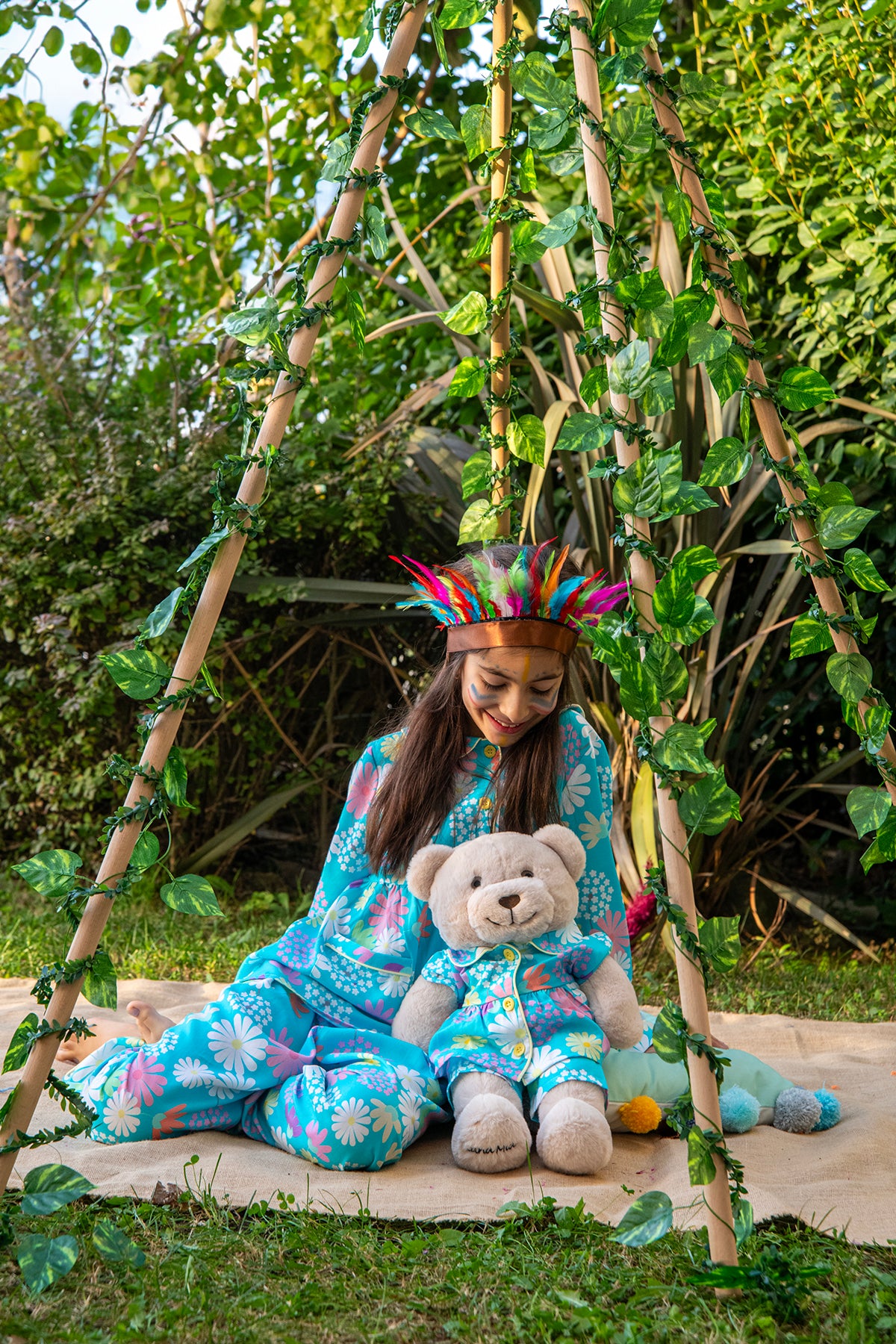 Turquoise Uyku Arkadaşlı Pijama Seti
